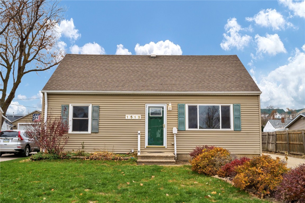 1512 9th Street NW Cedar Rapids IA 52405