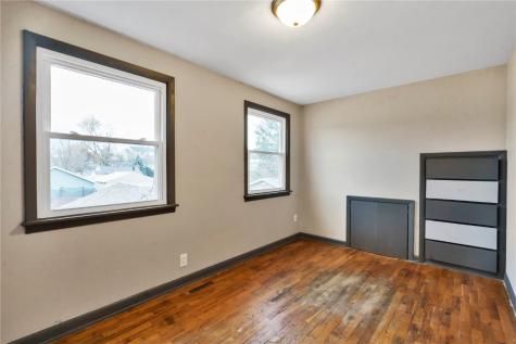 1512 9th Street NW Cedar Rapids IA 52405