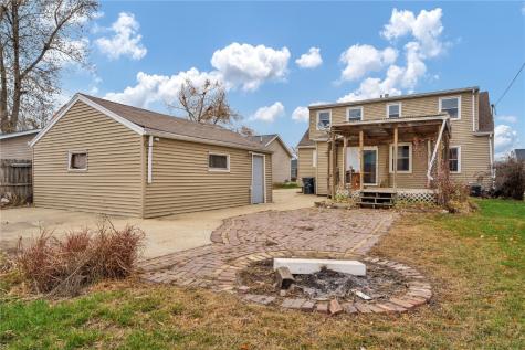 1512 9th Street NW Cedar Rapids IA 52405