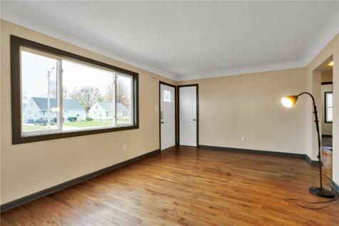 1512 9th Street NW Cedar Rapids IA 52405