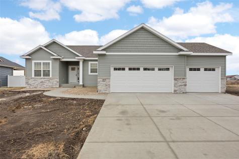 2070 Royal Oak Ridge Road Marion IA 52302
