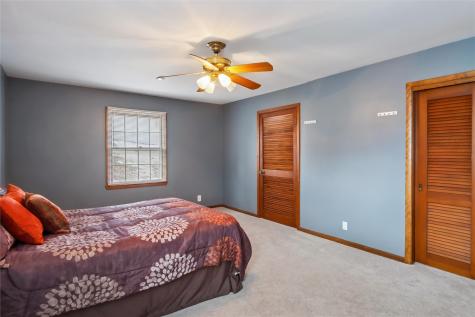 2110 Lincolnshire Drive SE Cedar Rapids IA 52403