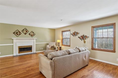 2110 Lincolnshire Drive SE Cedar Rapids IA 52403