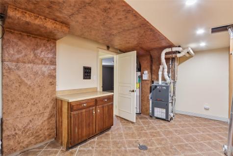 2110 Lincolnshire Drive SE Cedar Rapids IA 52403