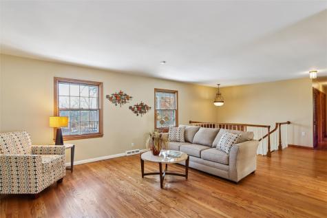 2110 Lincolnshire Drive SE Cedar Rapids IA 52403