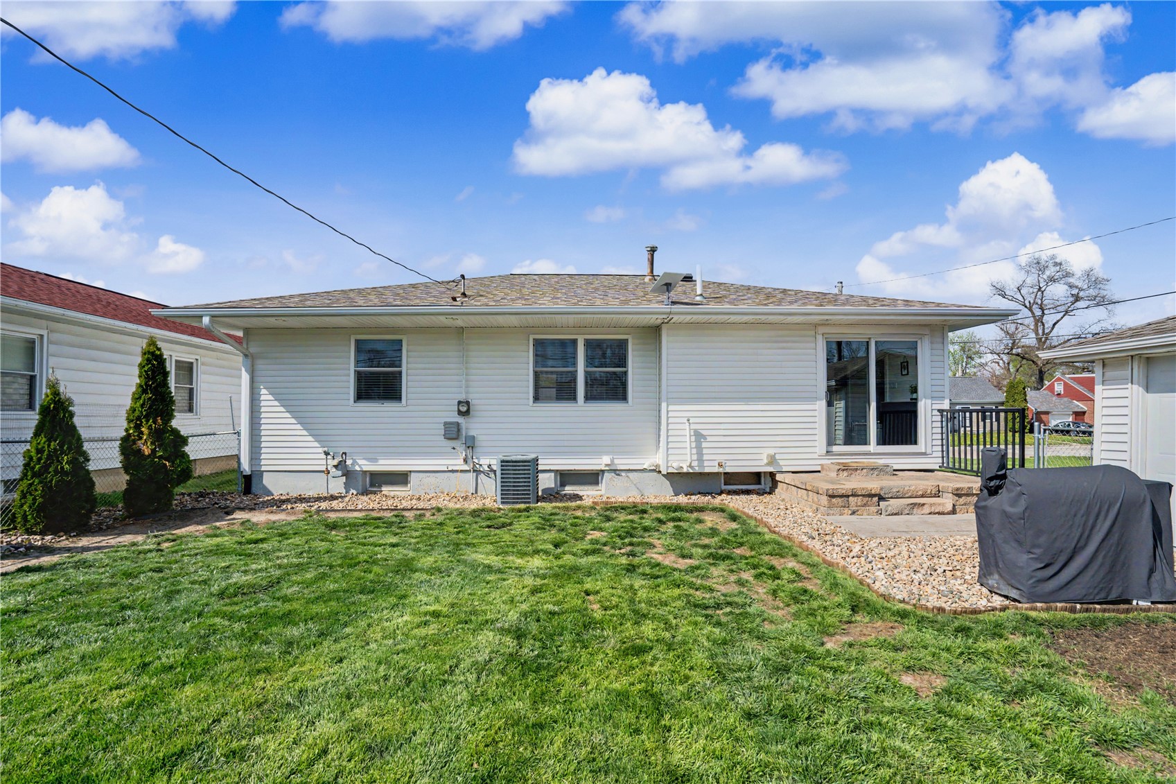 1101 Staub Court NE Cedar Rapids IA 52402