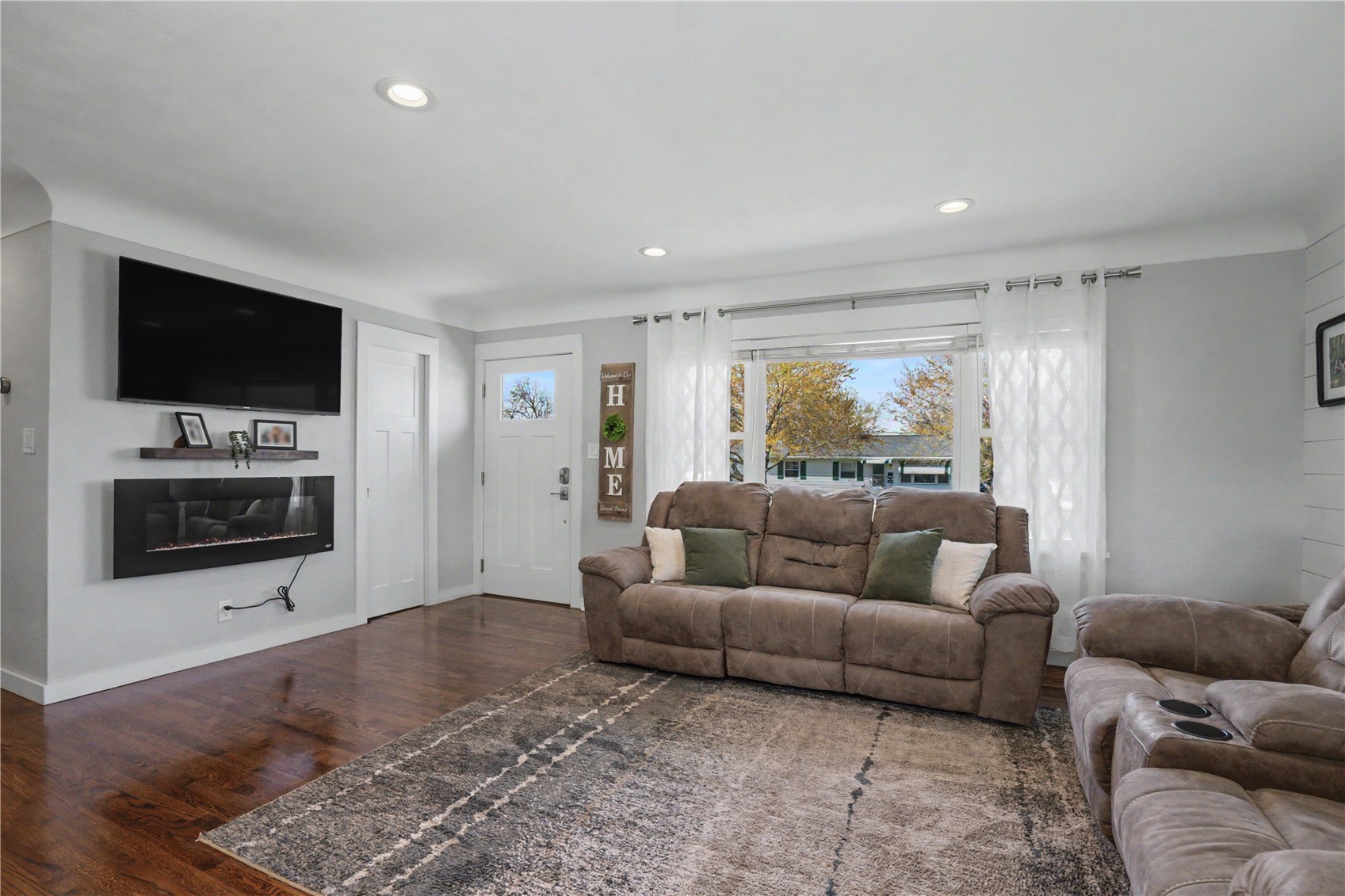 1101 Staub Court NE Cedar Rapids IA 52402