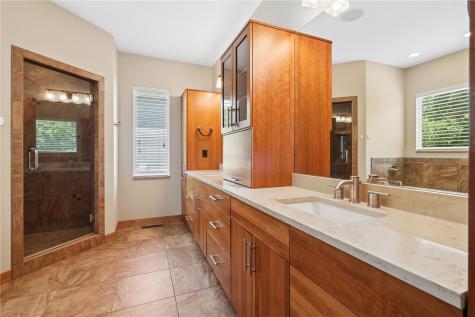 200 Auburn East Lane Coralville IA 52241