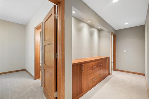 200 Auburn East Lane Coralville IA 52241