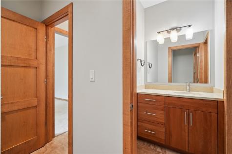200 Auburn East Lane Coralville IA 52241