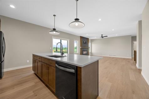 317 Hackberry Drive Palo IA 52324