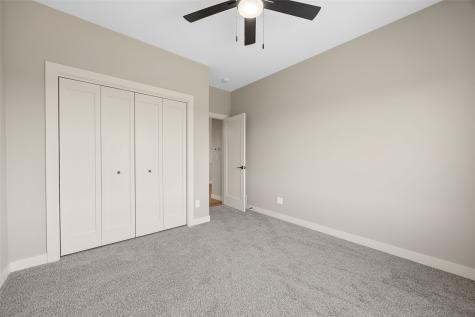 317 Hackberry Drive Palo IA 52324
