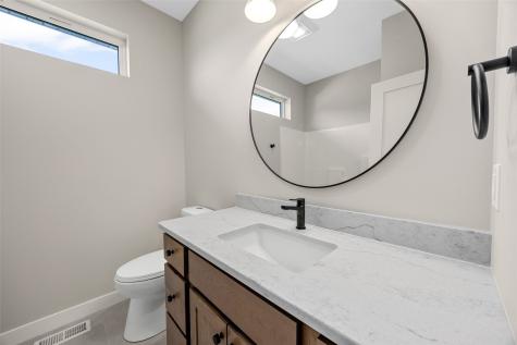 317 Hackberry Drive Palo IA 52324
