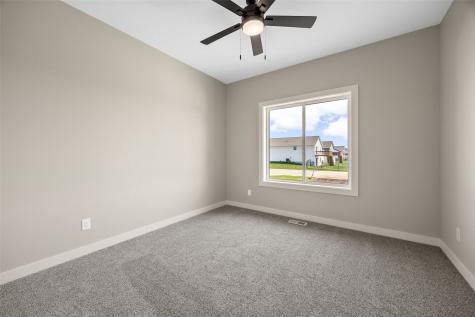 317 Hackberry Drive Palo IA 52324