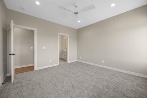 317 Hackberry Drive Palo IA 52324