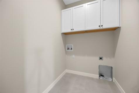 317 Hackberry Drive Palo IA 52324