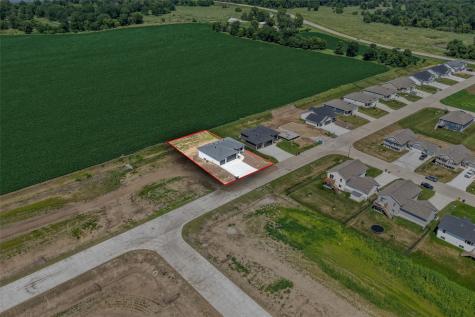 317 Hackberry Drive Palo IA 52324