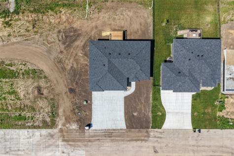 317 Hackberry Drive Palo IA 52324