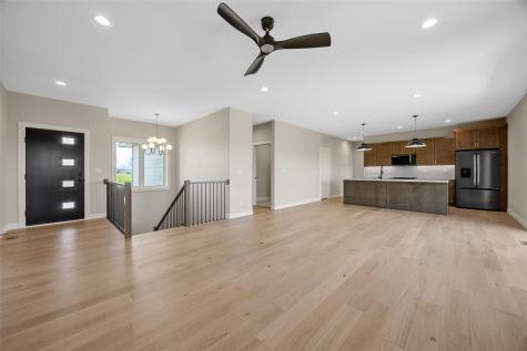 317 Hackberry Drive Palo IA 52324