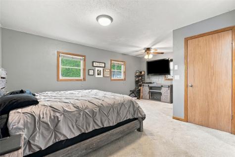 210 Water Street Center Point IA 52213