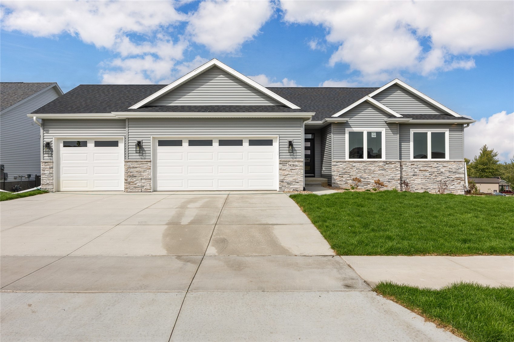 Cedar Rapids IA, 225 Mccarran Avenue NE