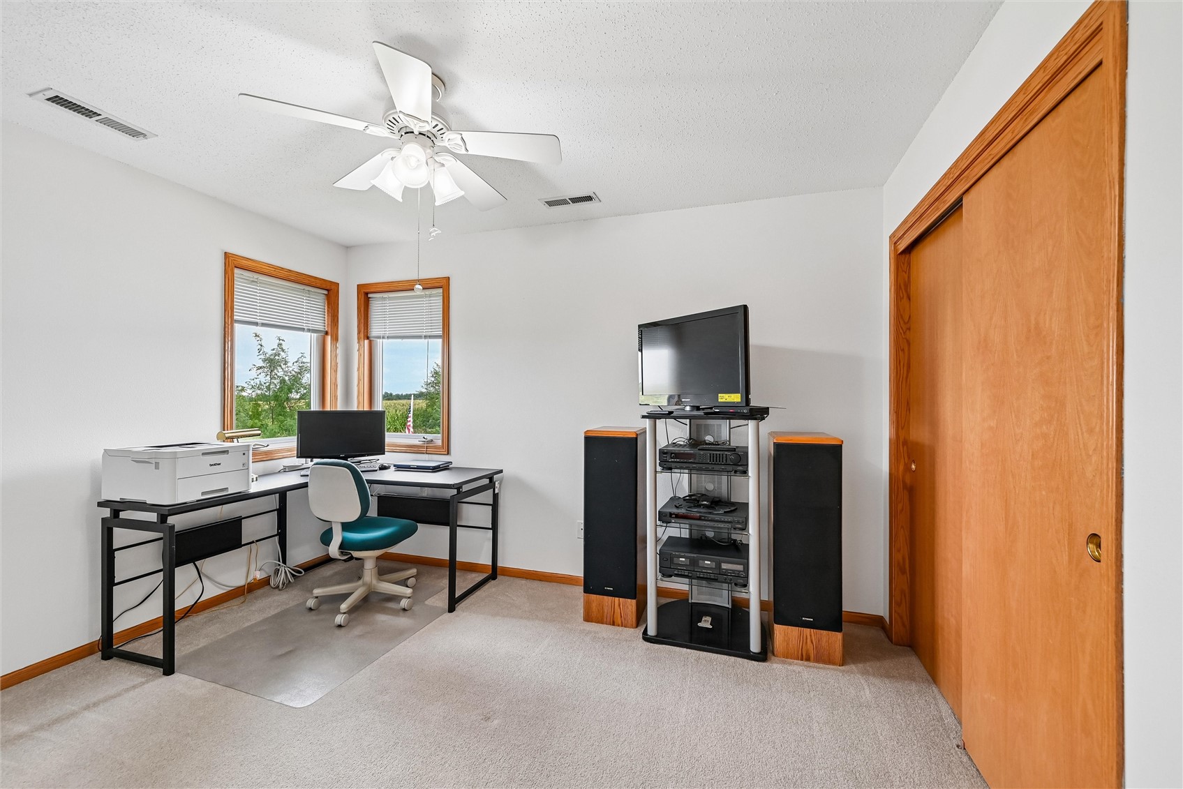 7306 Prairie Heights Drive SW Cedar Rapids IA 52404