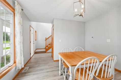 7306 Prairie Heights Drive SW Cedar Rapids IA 52404
