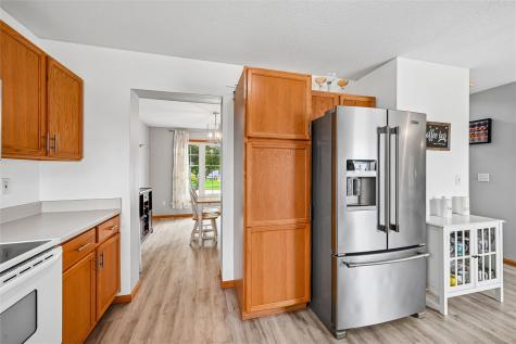 7306 Prairie Heights Drive SW Cedar Rapids IA 52404
