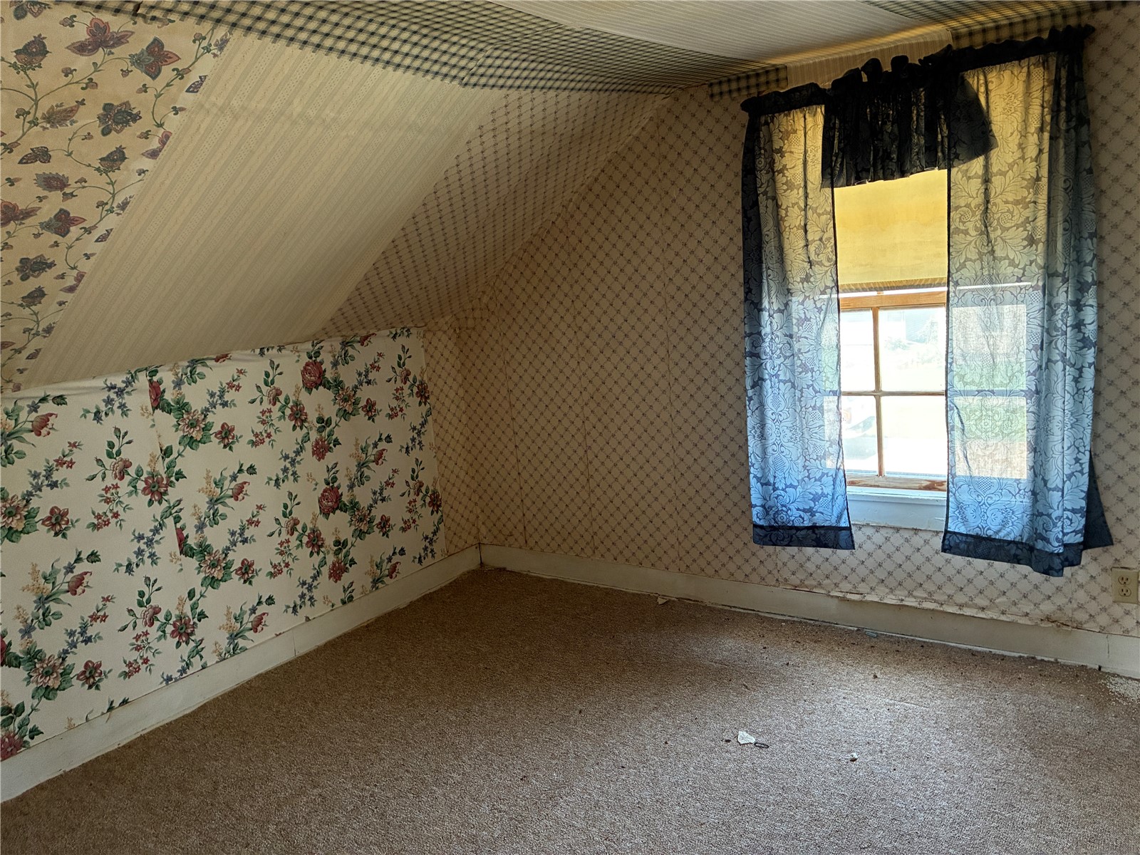 508 E 3rd Street Vinton IA 52349