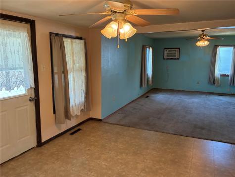 508 E 3rd Street Vinton IA 52349