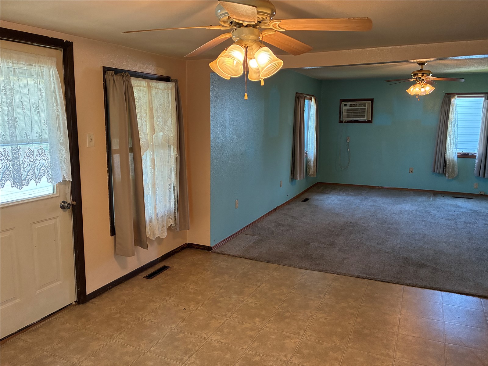 508 E 3rd Street Vinton IA 52349
