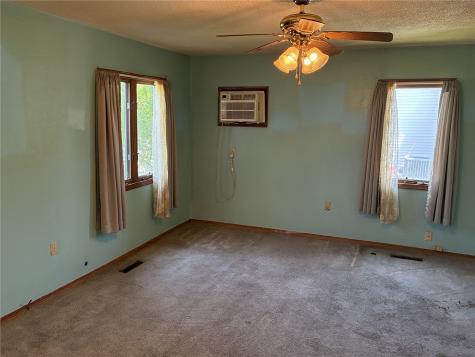 508 E 3rd Street Vinton IA 52349