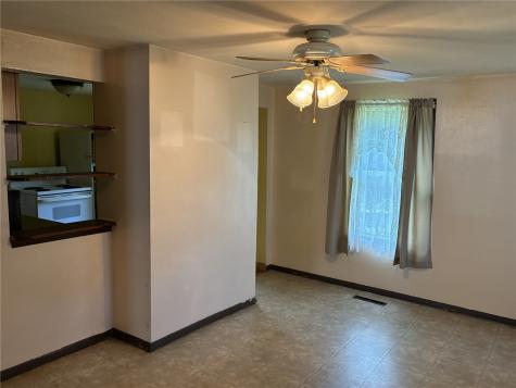 508 E 3rd Street Vinton IA 52349