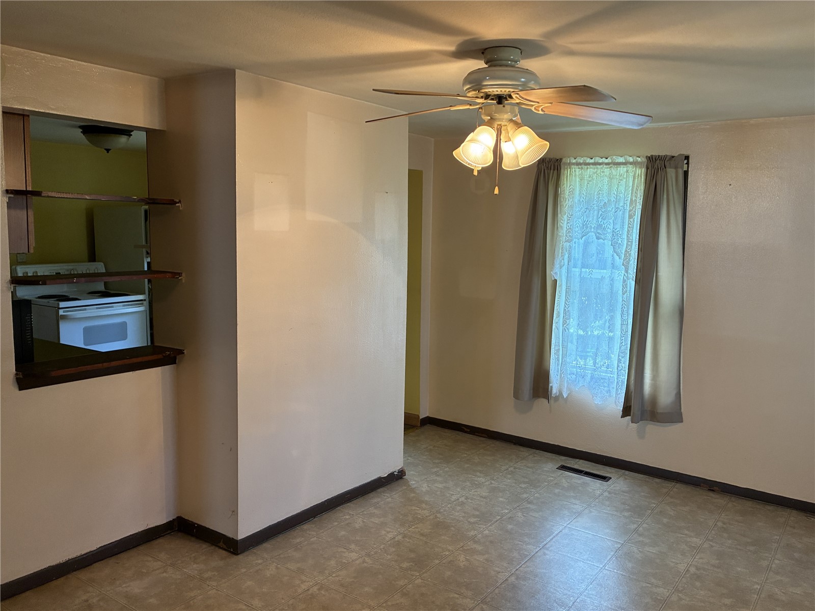 508 E 3rd Street Vinton IA 52349