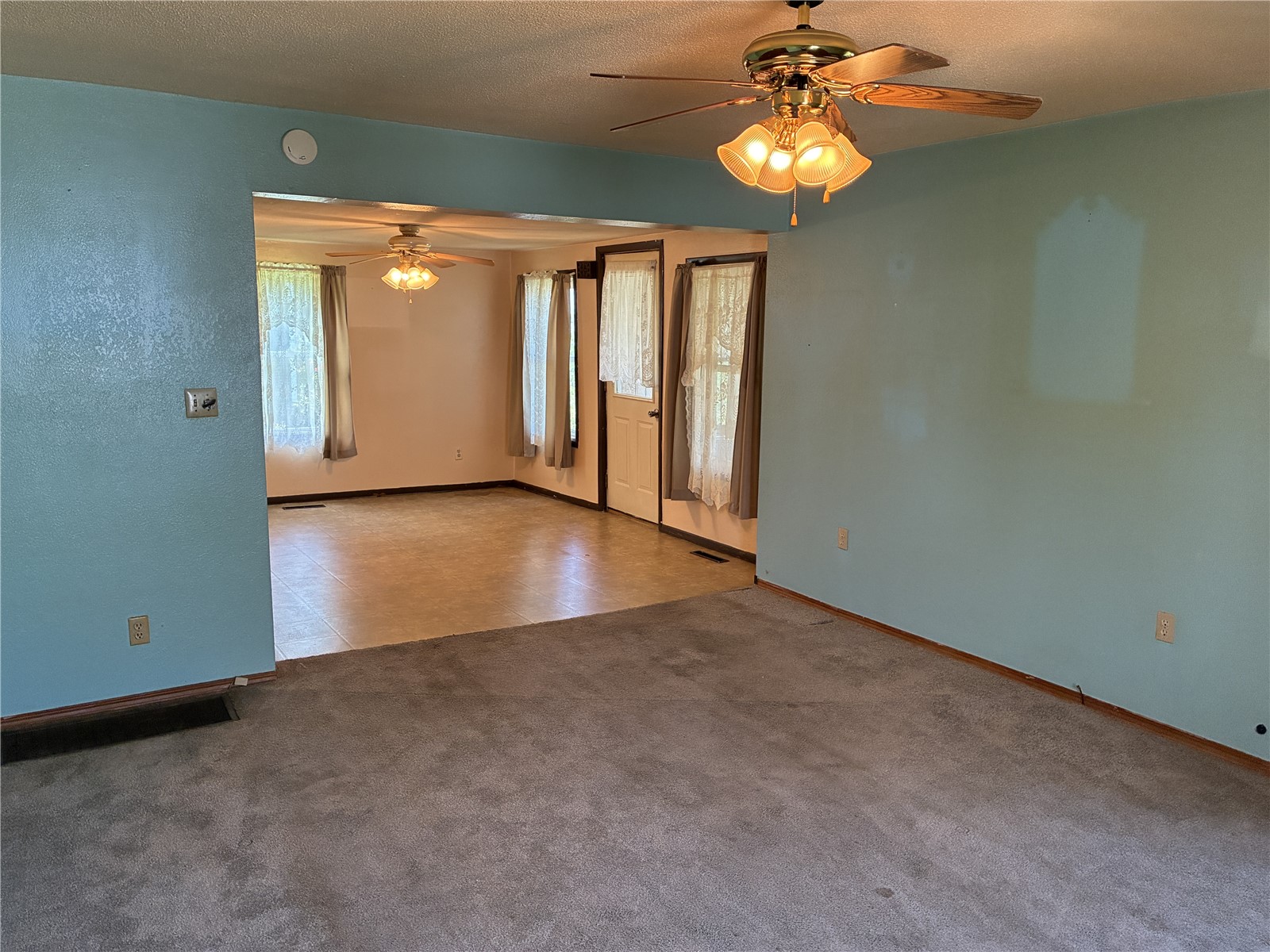 508 E 3rd Street Vinton IA 52349