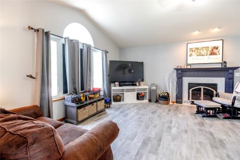 4707 Indian Ridge Street SW Cedar Rapids IA 52404