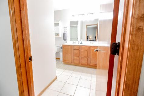 4707 Indian Ridge Street SW Cedar Rapids IA 52404