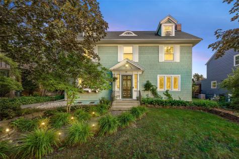 320 19th Street SE Cedar Rapids IA 52403