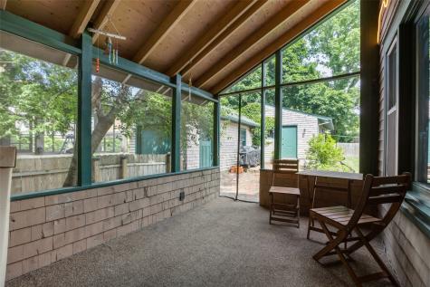 320 19th Street SE Cedar Rapids IA 52403