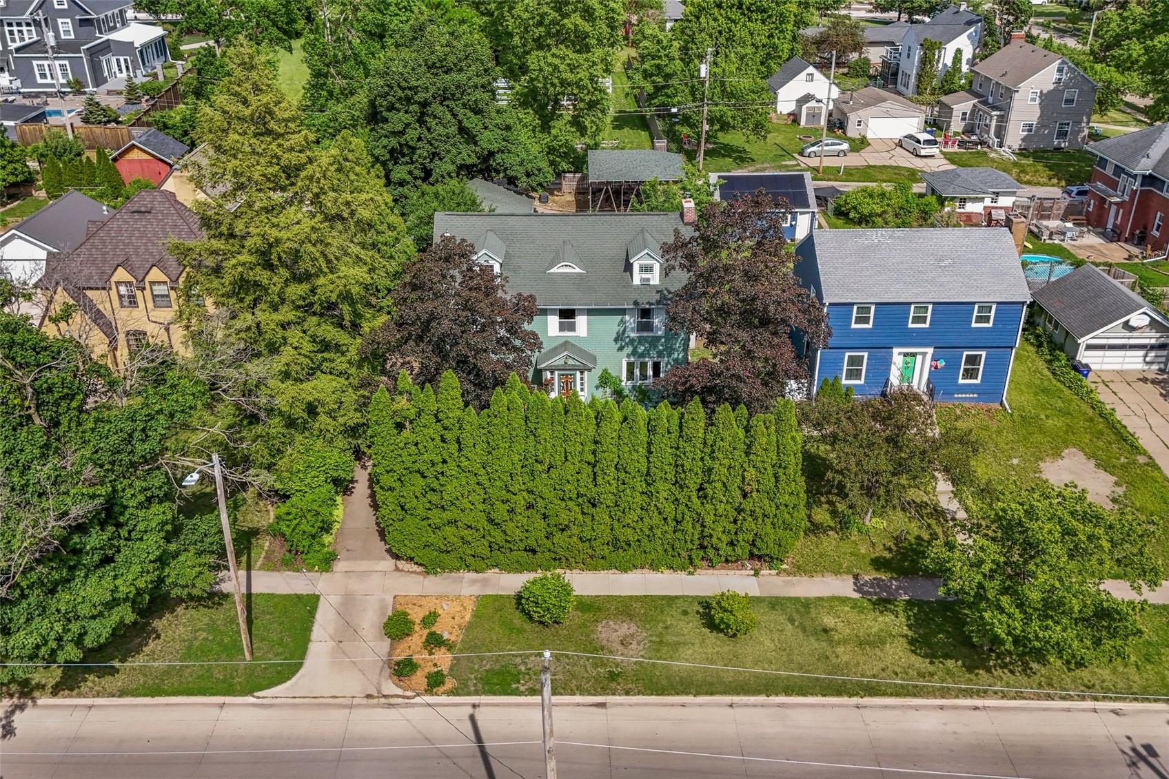 320 19th Street SE Cedar Rapids IA 52403