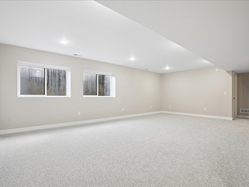 4102 Barbaro Avenue Iowa City IA 52240