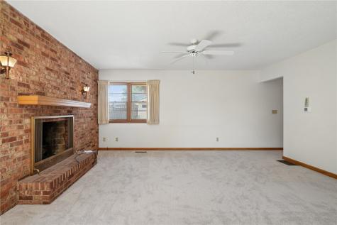 3611 1st Avenue SW Cedar Rapids IA 52405