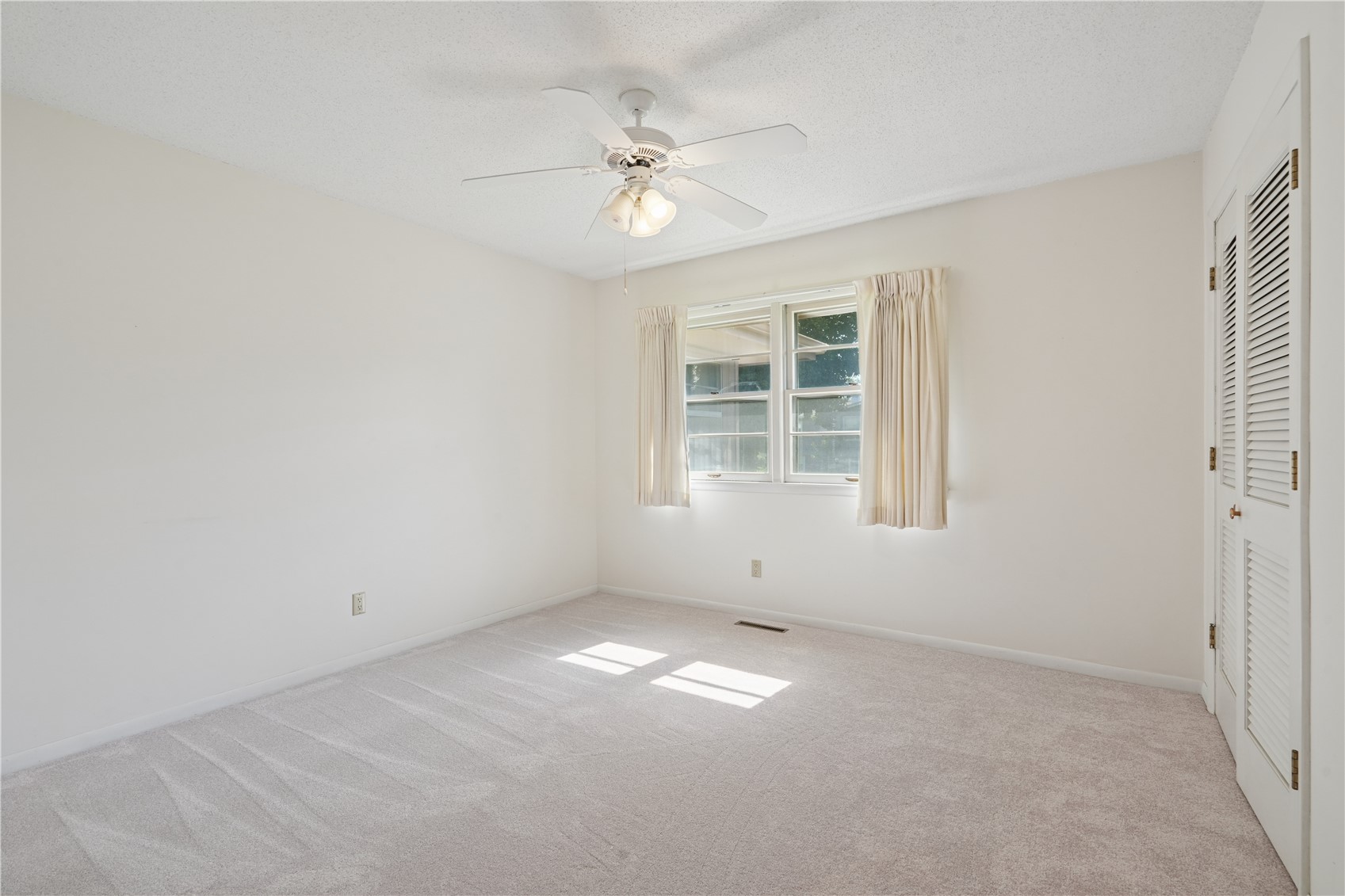 3611 1st Avenue SW Cedar Rapids IA 52405