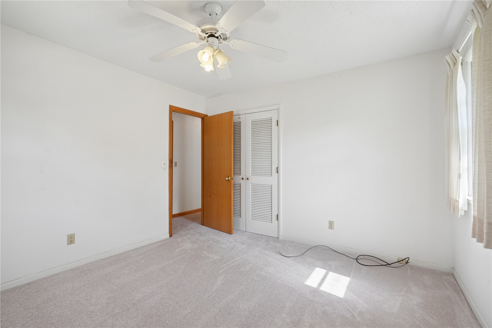 3611 1st Avenue SW Cedar Rapids IA 52405