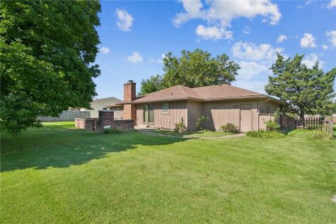 3611 1st Avenue SW Cedar Rapids IA 52405