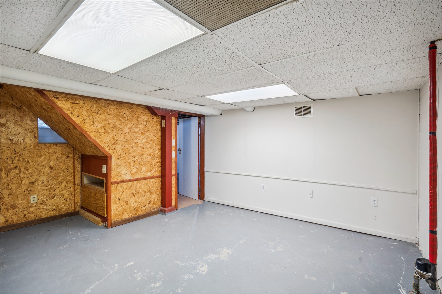 1060 NE 17th Street Cedar Rapids IA 52402