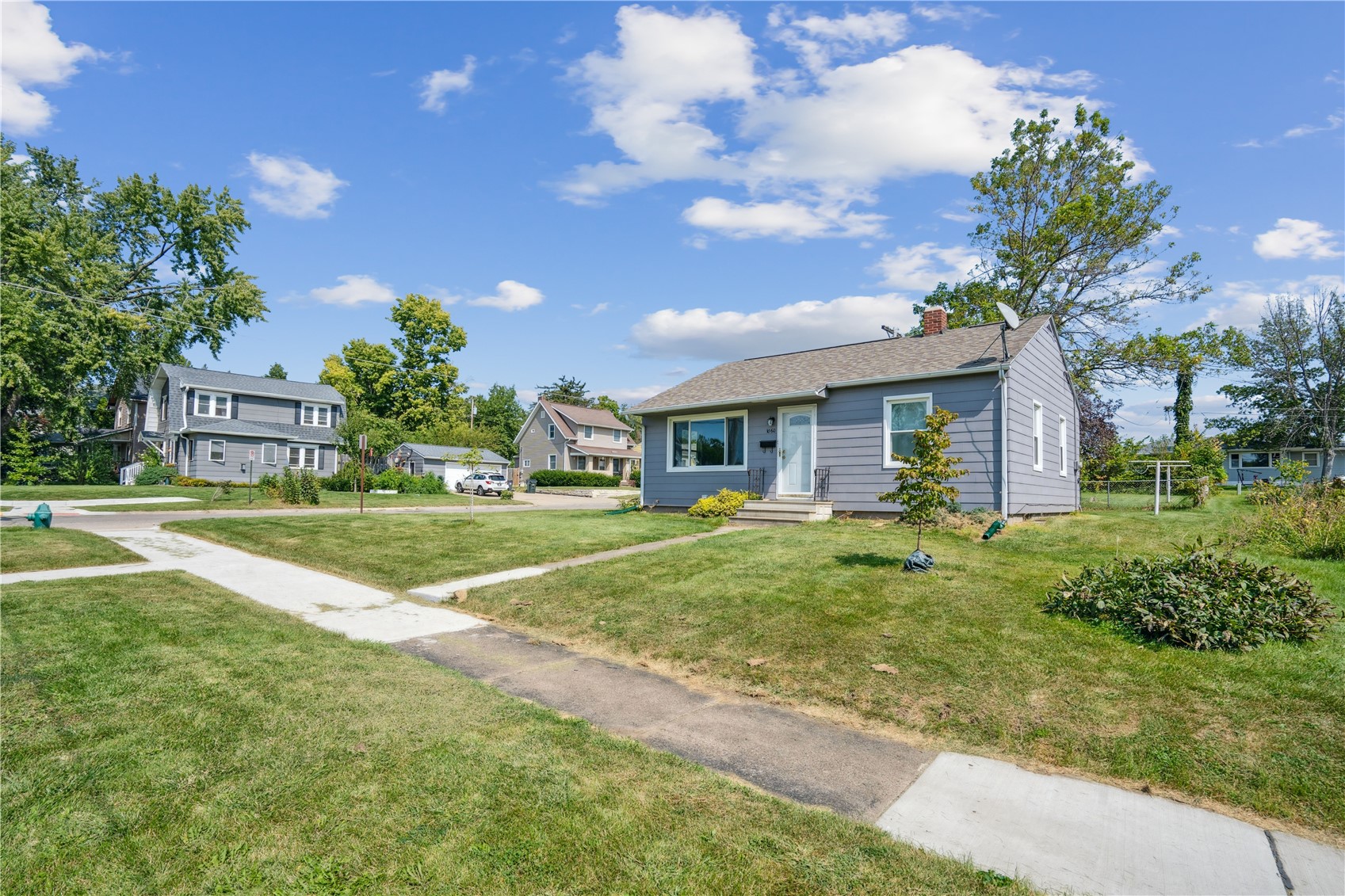 1060 NE 17th Street Cedar Rapids IA 52402