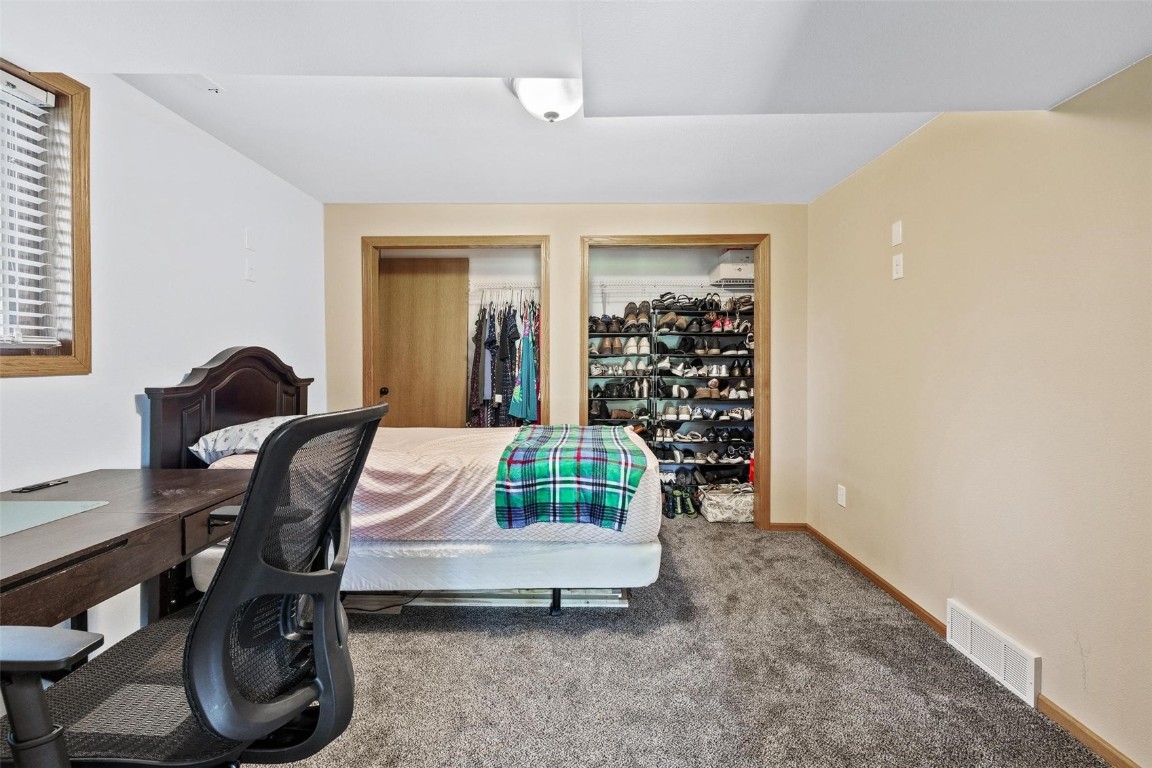 7400 Railway Street Palo IA 52324