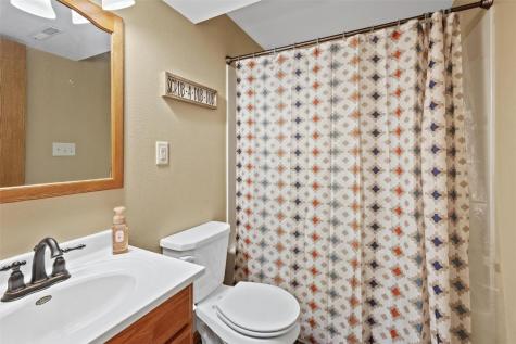 7400 Railway Street Palo IA 52324