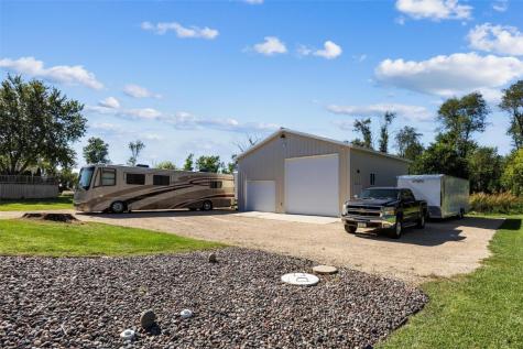 7400 Railway Street Palo IA 52324